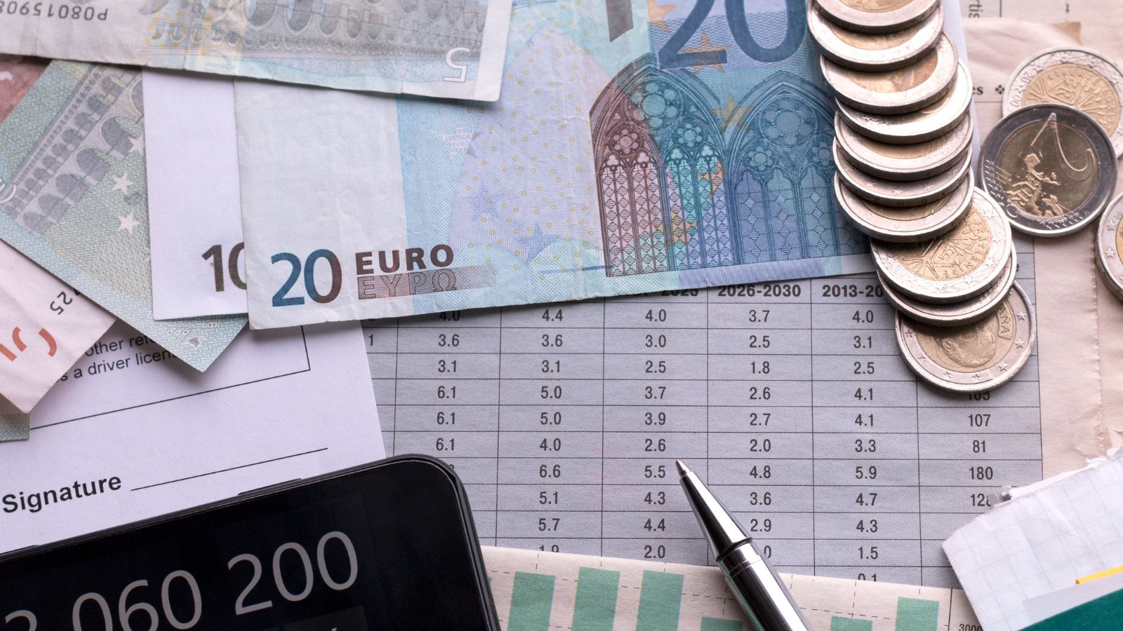 Economic Forecasts: What Experts Predict for the Coming Year
